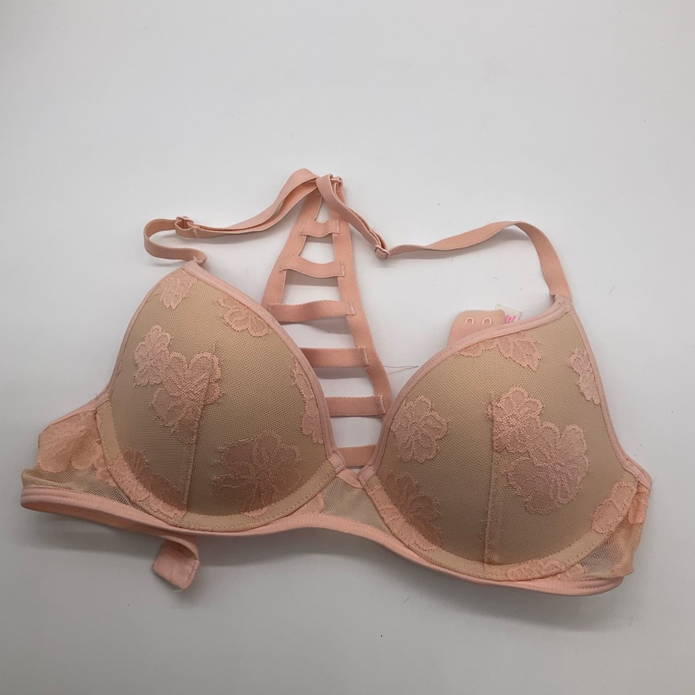 NWOT VICTORIAS SECRET LIGHTLY LINED BRA - Picture 5 of 6